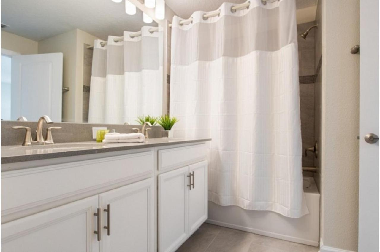 Four-Bedroom Townhome Davenport Exteriér fotografie